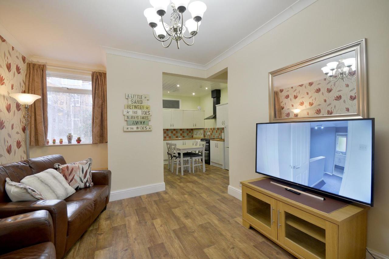 Ground Floor Apartment Up To 6 Guests With Games Chill Out Room Scarborough Zewnętrze zdjęcie
