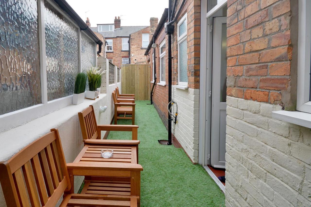 Ground Floor Apartment Up To 6 Guests With Games Chill Out Room Scarborough Zewnętrze zdjęcie