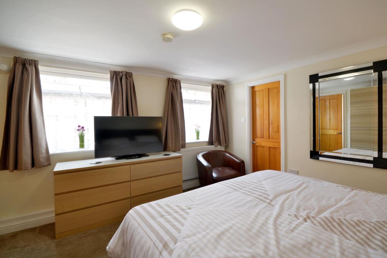 Ground Floor Apartment Up To 6 Guests With Games Chill Out Room Scarborough Zewnętrze zdjęcie