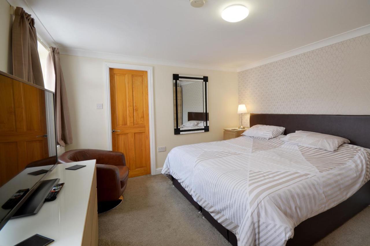 Ground Floor Apartment Up To 6 Guests With Games Chill Out Room Scarborough Zewnętrze zdjęcie